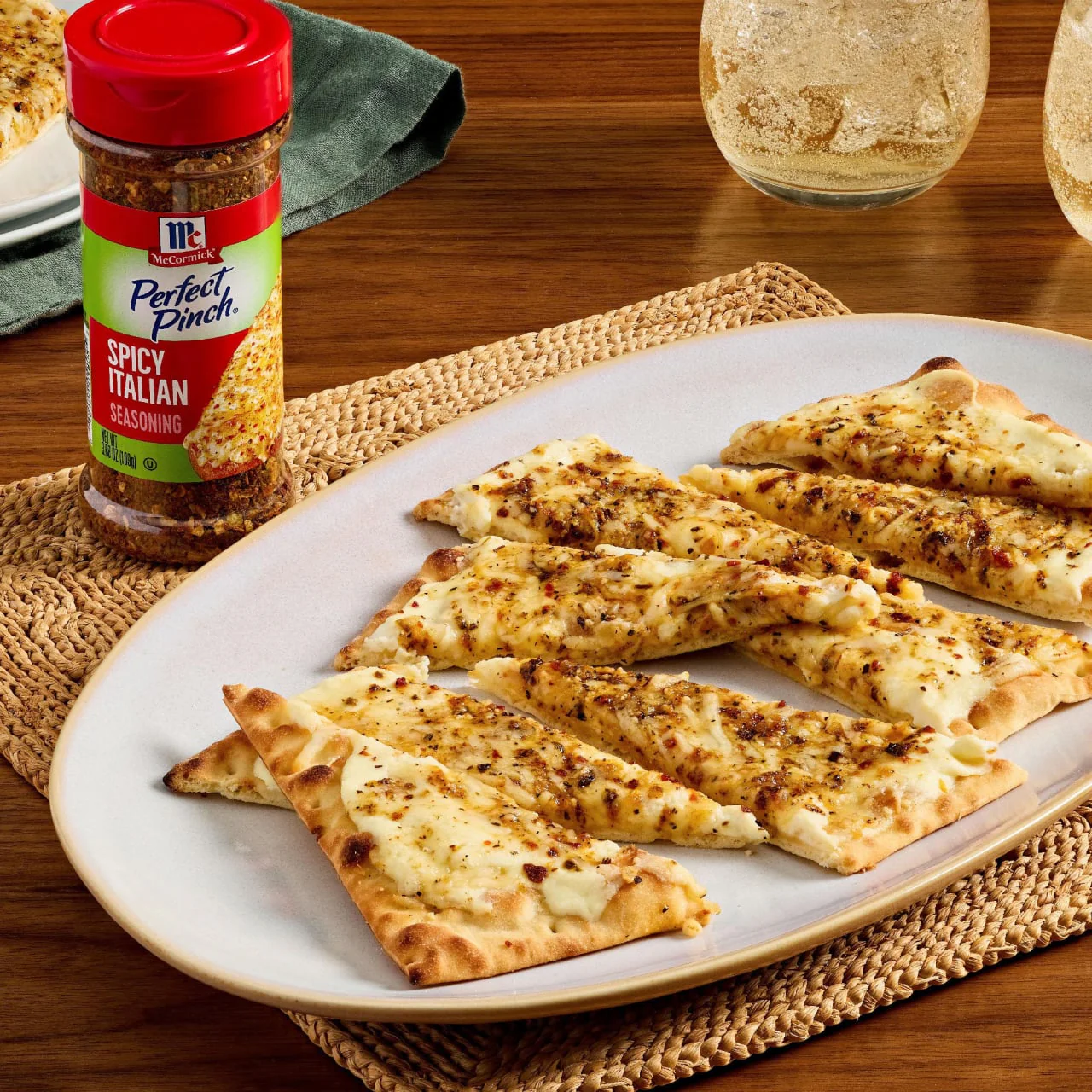 McCormick® Perfect Pinch® Spicy Italian Seasoning, 3.88 oz - Image 2