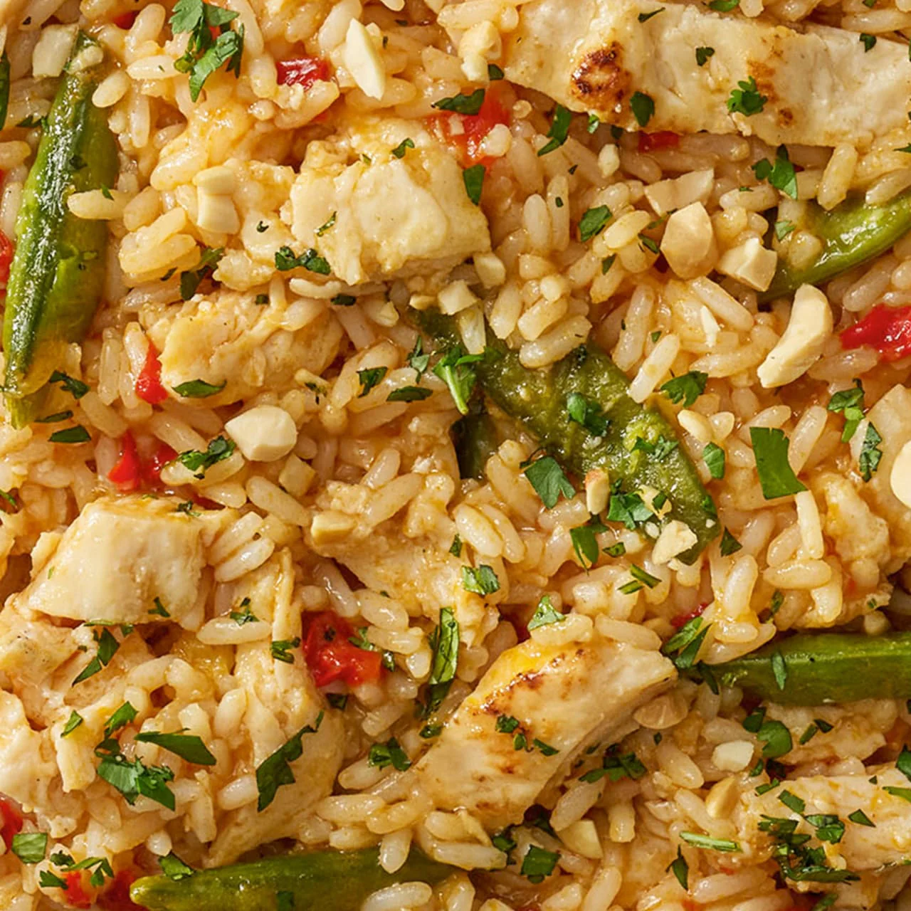 Thai Kitchen® Coconut Red Curry Sauce with Chicken Rice, 9.0 oz - Image 14